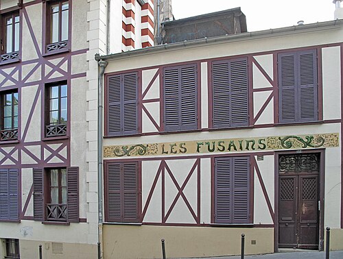 "Les Fusains": 22 شارع تورلاك، الدائرة 18 في باريس حيث أنشأ ماكس إرنست استوديو في عام 1925