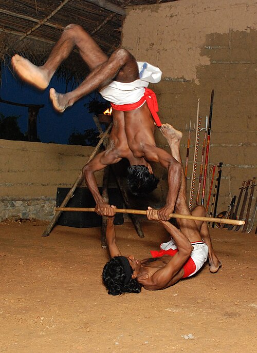 عرض ثنائي مع طاقم