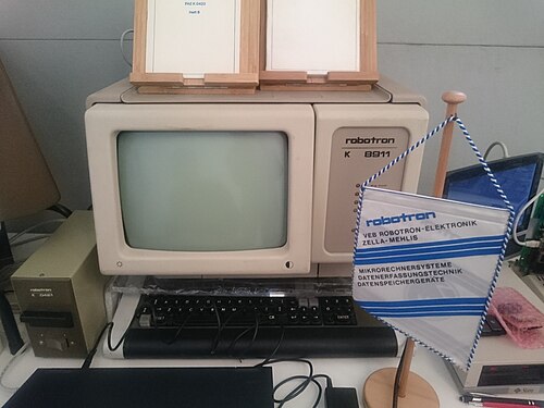 محطة VEB Robotron K 8911، حوالي عام 1981