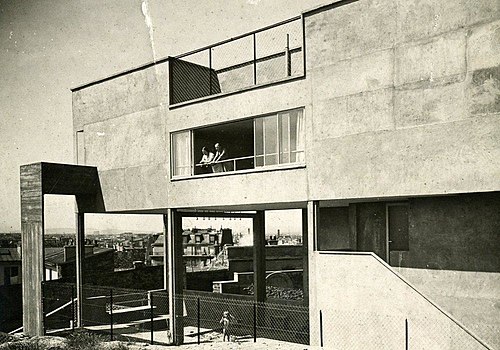 فيلا زيلفيلي عام 1933، وهو العام الذي تم فيه بناؤها.