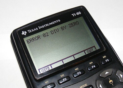آلة حاسبة TI-86 تعرض الرسالة التالية: خطأ 02 القسمة على صفر