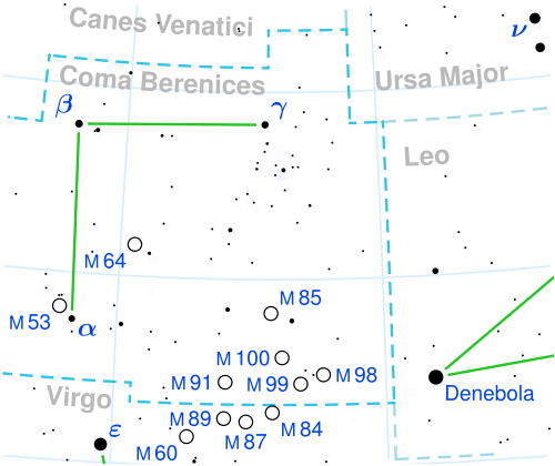 موقع المجرة NGC 4889 (المحاطة بدائرة) في كوكبة شعر برنيس