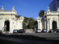 المدخل في Viale del Giardino Zoologico، 1. داخل Villa Borghese.