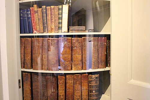 كتب من دار نشر إتس حاييم