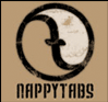 رمز يشبه الين واليانج بلون البندق والكريم مع كلمة "Nappytabs" مطبوعة أسفله بأحرف كبيرة.