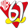 على مثلث أحمر مُحاط بإطار أسود، يظهر حرفا "WB" من شعار WB في أعلى اليسار. وفي المنتصف، يظهر الرقم 61 باللون الأبيض، بشكل تجريدي بعض الشيء، مُحاط بإطار أسود، فوق خط أصفر متعرج في الأسفل.