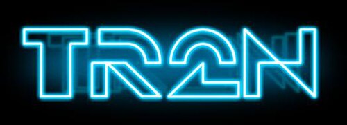 الشعار "TR2N" مكتوب بخط مستقبلي أنيق يشبه شاشة عرض نيون.