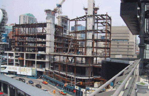 لقطة خارجية أثناء أعمال البناء، 30 يونيو 2006