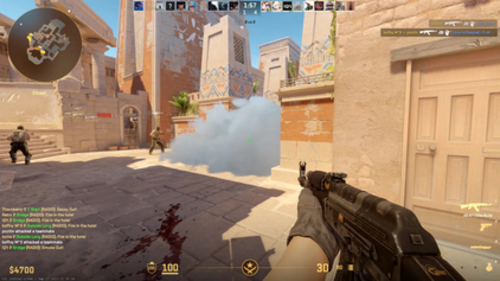 لقطة شاشة من لعبة Counter-Strike 2 أثناء سيرها.