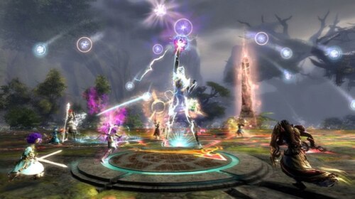 لقطة شاشة لمجموعة تقاتل زعيم غارة حارس الوادي من لعبة Guild Wars 2.